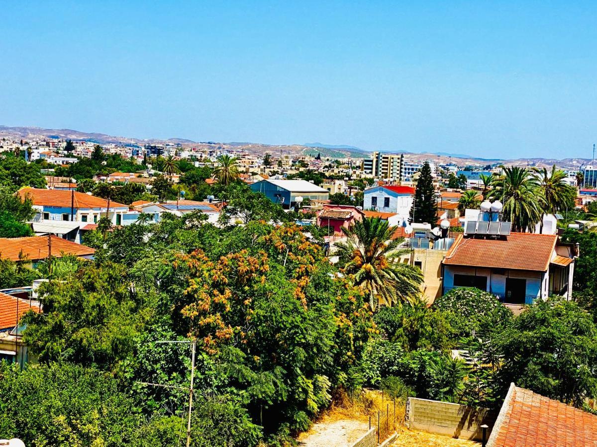 Bali Suites 404 Larnaca Exterior photo